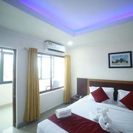 Hotel Horizon International Tullipurmbu エクステリア 写真