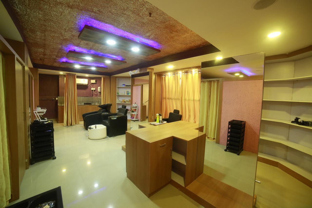 Hotel Horizon International Tullipurmbu エクステリア 写真